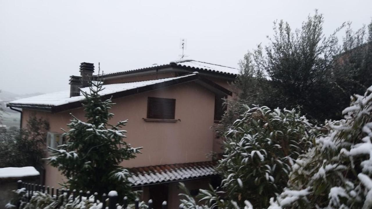 I Gufetti 2 Apartman San Savino  Kültér fotó