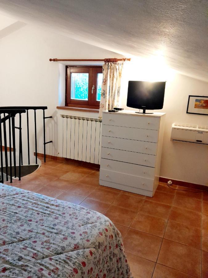 I Gufetti 2 Apartman San Savino  Kültér fotó